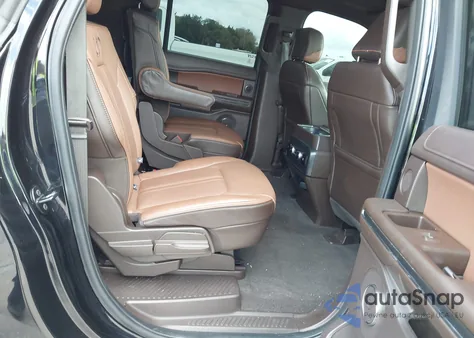 2024 Ford Expedition King Ranch Max z USA, uszkodzony, nr VIN 1FMJK1P81REA84762